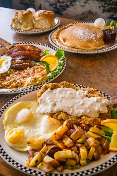 Black Bear Diner | idahofallsmagazine.com